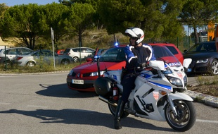 Un motard de la police à Septèmes-les-Vallons, en juin 2018 (illustration).