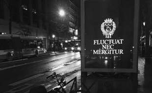 440 affiches comme celles-ci seront visibles jusqu’à la fin de la semaine dans les rues de Paris.