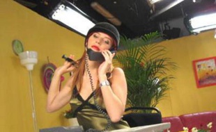Olia, présentatrice de Clipline sur Virgin 17