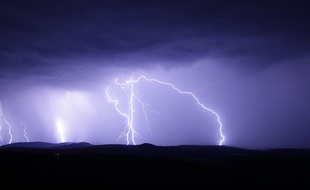Un orage (illustration).