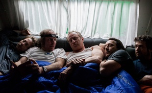 Mathieu Amalric, Philippe Katerine, Benoôt Poelvoorde, Jean-Hughes Anglade et Guillaume Canet dans Le Grand Bain de Gilles Lellouche