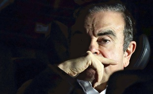 Carlos Ghosn quittant le bureau du procureur, le 6 mars 2019, à Tokyo.