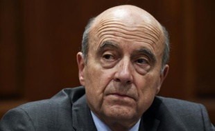 Alain Juppé, le 2 février 2016 à Alger