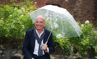 Pour Louis Bodin, le M. Météo de TF1, "nous sommes tous météo sensibles", comme il l'annonce en titre de son dernier ouvrage.