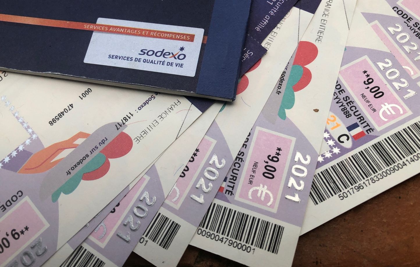 Les ticketsrestaurants dématérialisés à 100 , vous en pensez quoi