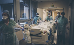 Le nombre de malades du Covid-19 hospitalisés et dans les services de réanimation a poursuivi sa baisse ce mardi 18 mai 2021.