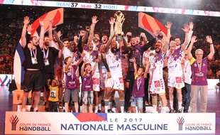 Le HBCN tient son deuxième trophée !