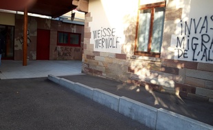 Les inscriptions sur la mairie de Heiligenberg en Alsace