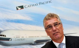 La compagnie aérienne de Hong Kong, Cathay Pacific, a commandé six Airbus long-courrier A350-900 pour un prix catalogue de 1,63 milliard de dollars US, dans le cadre de l'accroissement de sa flotte, selon un communiqué publié vendredi.