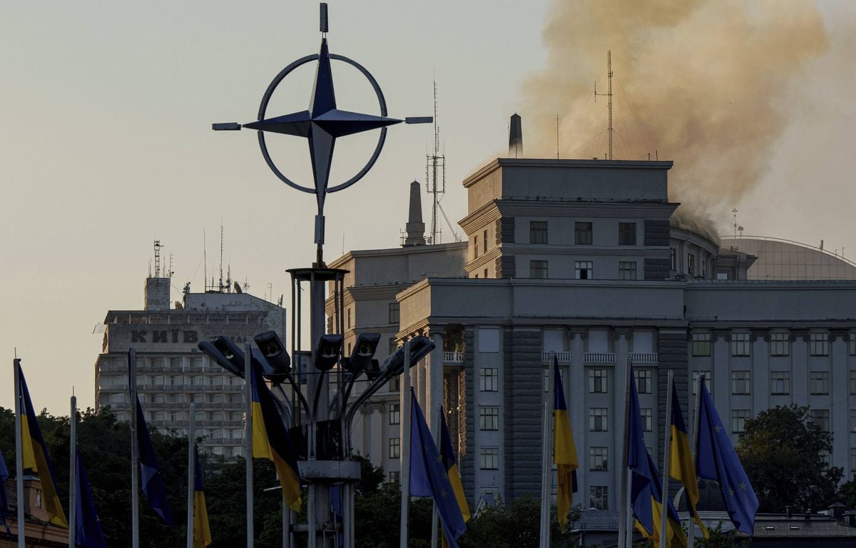 Guerre en Ukraine : La Russie lance plus de 800 drones et missiles, le siège du gouvernement touché
