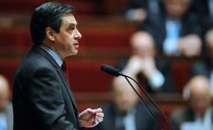 Le Premier ministre François Fillon s'est engagé lundi à ce que le rétablissement de l'électricité dans les zones touchées par la tempête soit "quasi complet d'ici la fin de la semaine", à l'issue d'une réunion à Matignon.