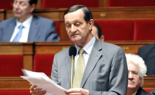 Le député socilaiste Gérard Bapt, en avril 2010 à l'Assemblée.