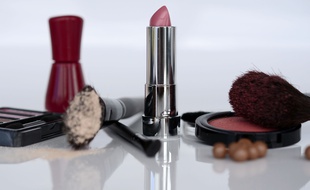 Illustration de maquillage.