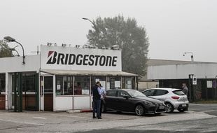 L'entrée de l'usine Bridgestone à Béthune, dans le Pas-de-Calais.