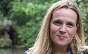 Françoise Coolzaet, candidate (FN) aux législatives 2017 dans la 7e circonscription du Nord.