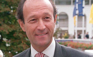 Thierry Gaubert, ancien conseiller de Nicolas Sarkozy, lors du prix hippique de l'Arc de triomphe, le 3 octobre 1999 à Paris.