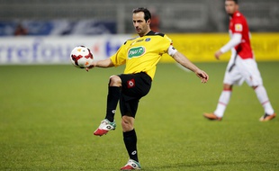 Ludovic Giuly sous le maillot de Chasselay, ici en Coupe de France, en janvier 2014 à Gerland face à l'AS Monaco.