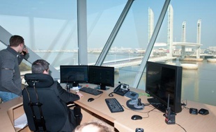 Le pont Chaban-Delmas vu du poste de commandement.