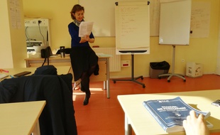 Un cours délivré dans le cadre de l'Ecole d'agent de joueur de football, au domaine de Luchin, dans le Nord.