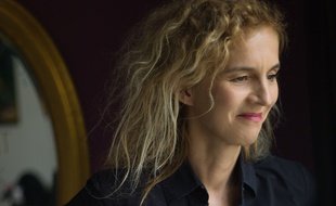 Delphine de Vigan publie 'D'après une histoire vraie