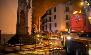Sur l'île de Madère, les flammes ont fait trois morts dans la nuit de mardi à mercredi.