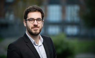 Julien Poix, une des deux têtes de liste de La France insoumise, lors des municipales 2020 à Lille.