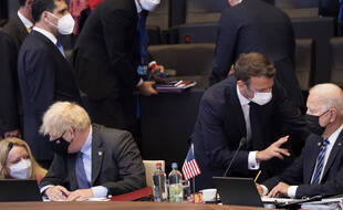 Boris Johnson, Emmanuel Macron et Joe Biden au sommet de l'Otan à Bruxelles, le 14 juin 2021.