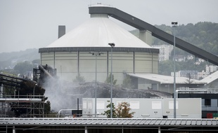 L'usine chimique Lubrizol de Rouen le 5 octobre 2019, soit dix jours après l'incendie.