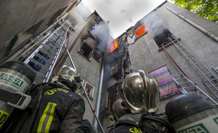 Un incendie dans un immeuble de Saint-Denis a fait au moins cinq morts, le 6 juin 2016.