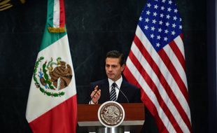 Le président mexicain Enrique Peña Nieto le 25 février 2016 à Mexico durant la visite du vide président américain Joe Biden