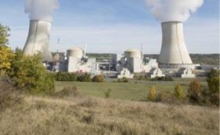 A la centrale de Civaux (Vienne), le faible débit de la rivière est susceptible de poser des problèmes de refroidissement.