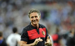 Le manageur général du Stade Toulousain, Guy Novès, s?est élevé mercredi contre un "faux doublon", samedi à domicile pour la 9e journée de Top 14 contre le Stade Français, qui l'empêchera d'aligner ses internationaux de retour de Nouvelle-Zélande.