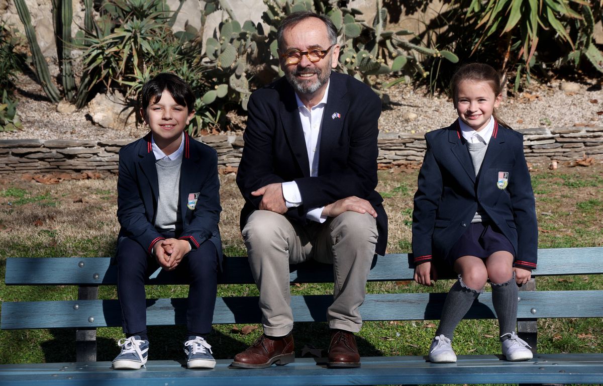 Uniforme à l???école : Alors que Béziers sort du placard sa tenue, où en est-on de...
