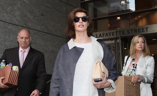 Le mannequin Linda Evangelista à la sortie d'un tribunal de New York, le 4 mai 2012.