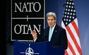 Le secrétaire d'Etat américain John Kerry à Bruxelles le 2 décembre 2015