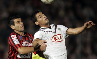 Cyril Jeunechamp et Yoann Gourcuff adversaires, quand le premier évoluait à Nice, le second à Bordeaux.