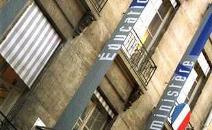 Façade du ministère de l'Education nationale, à Paris, en 2003.