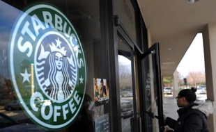 Logo Starbucks Coffee.