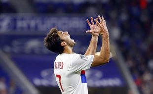 Clément Grenier, le milieu de terrain de l'Olympique lyonnais, lors d'un match de Ligue 1 contre Dijon, le 23 septembre 2017.