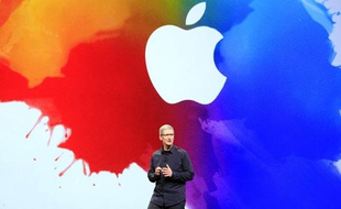 Le PDG d’Apple Tim Cook à San Francisco le 7 mars 2012.