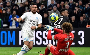 Dimitri Payet face à Gurtner, le 6 mars 2020.