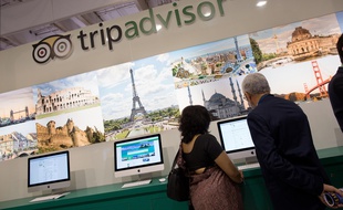 Un stand TripAdvisor à Paris.