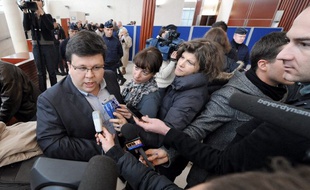 Pontoise, le 6 décembre 2010. Porte-parole de la Fédération nationale des victimes d'accidents collectifs, Stéphane Gicquel assiste au procès du Concorde.