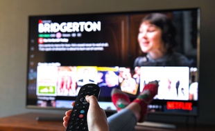 Netflix sur une télé en Grande-Bretagne.