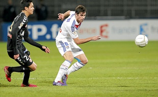 Gourcuff, ici contre Reims, a inscrit 2 buts et délivré 6 passes décisives lors des 7 derniers matchs de l'OL.