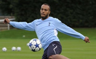Le joueur de Tottenham, Younès Kaboul, à l'entrainement
