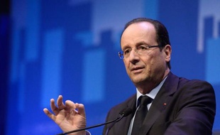 Promesse de campagne de François Hollande, le retour à la retraite à 60 ans pour les salariés ayant commencé à travailler tôt, objet d'un décret préparé par la ministre des Affaires sociales Marisol Touraine, soulève des interrogations sur sa mise en oeuvre et son financement.