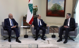Liban: le nouveau Premier ministre souhaite former un "gouvernement d'experts"
