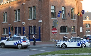 L'hôtel de police de Charleroi (Belgique), près duquel deux policières belges ont été attaquées à la machette le 6 août 2016.