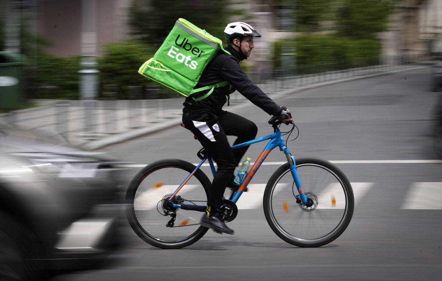 Uber Eats La remuneration des livreurs modifiee un systeme encore un peu flou pour certains